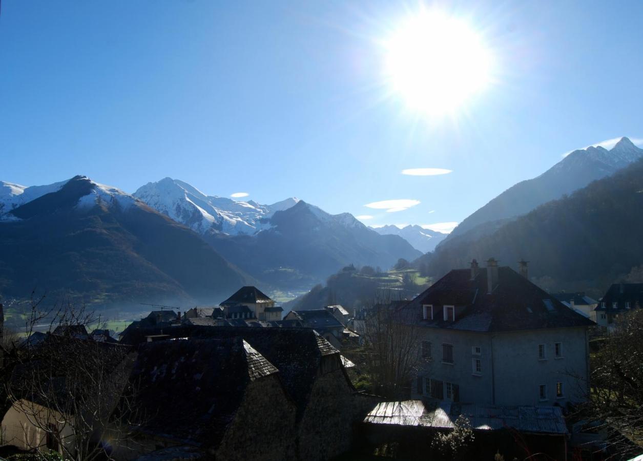 Les Rochers Saint-Savin  Exteriör bild