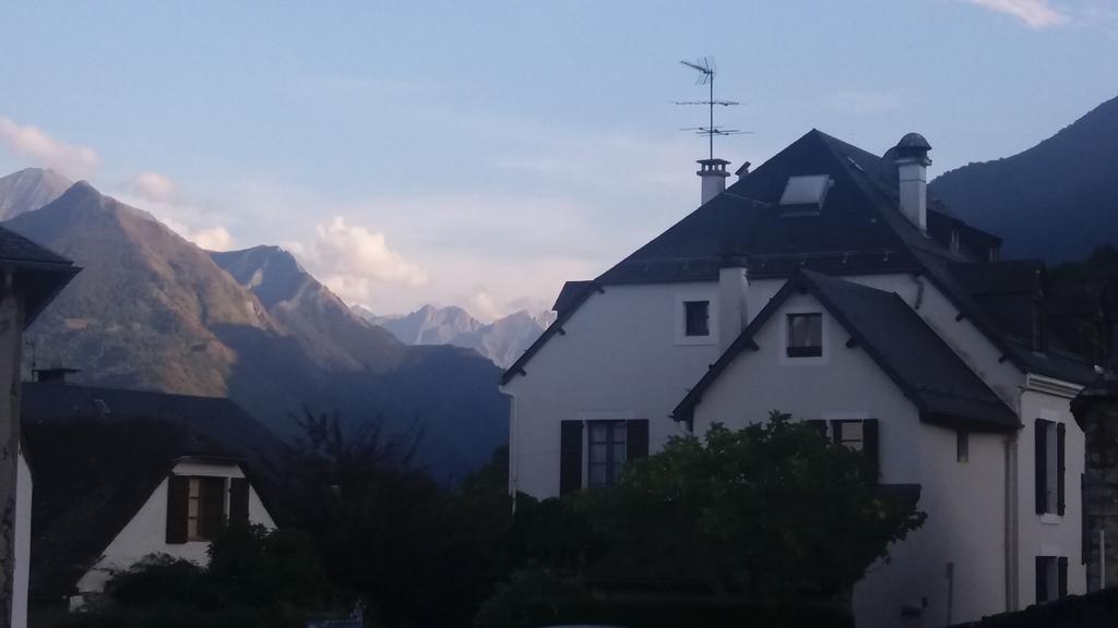 Les Rochers Saint-Savin  Exteriör bild