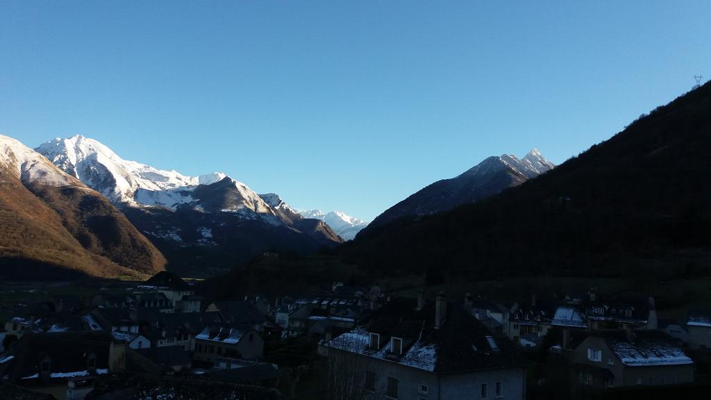 Les Rochers Saint-Savin  Exteriör bild
